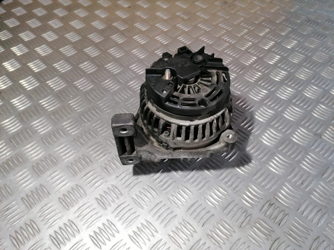 Ģenerators priekš VOLVO S60 2004 3 Ģenerators priekš VOLVO S60 2004