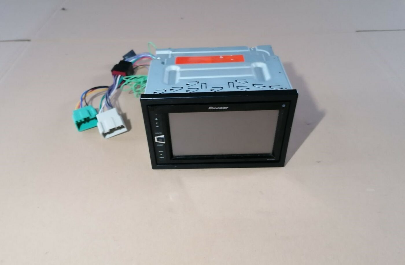 CD/DVD/Navigācijas bloks priekš VOLVO S60 2004 1 CD/DVD/Navigācijas bloks priekš VOLVO S60 2004