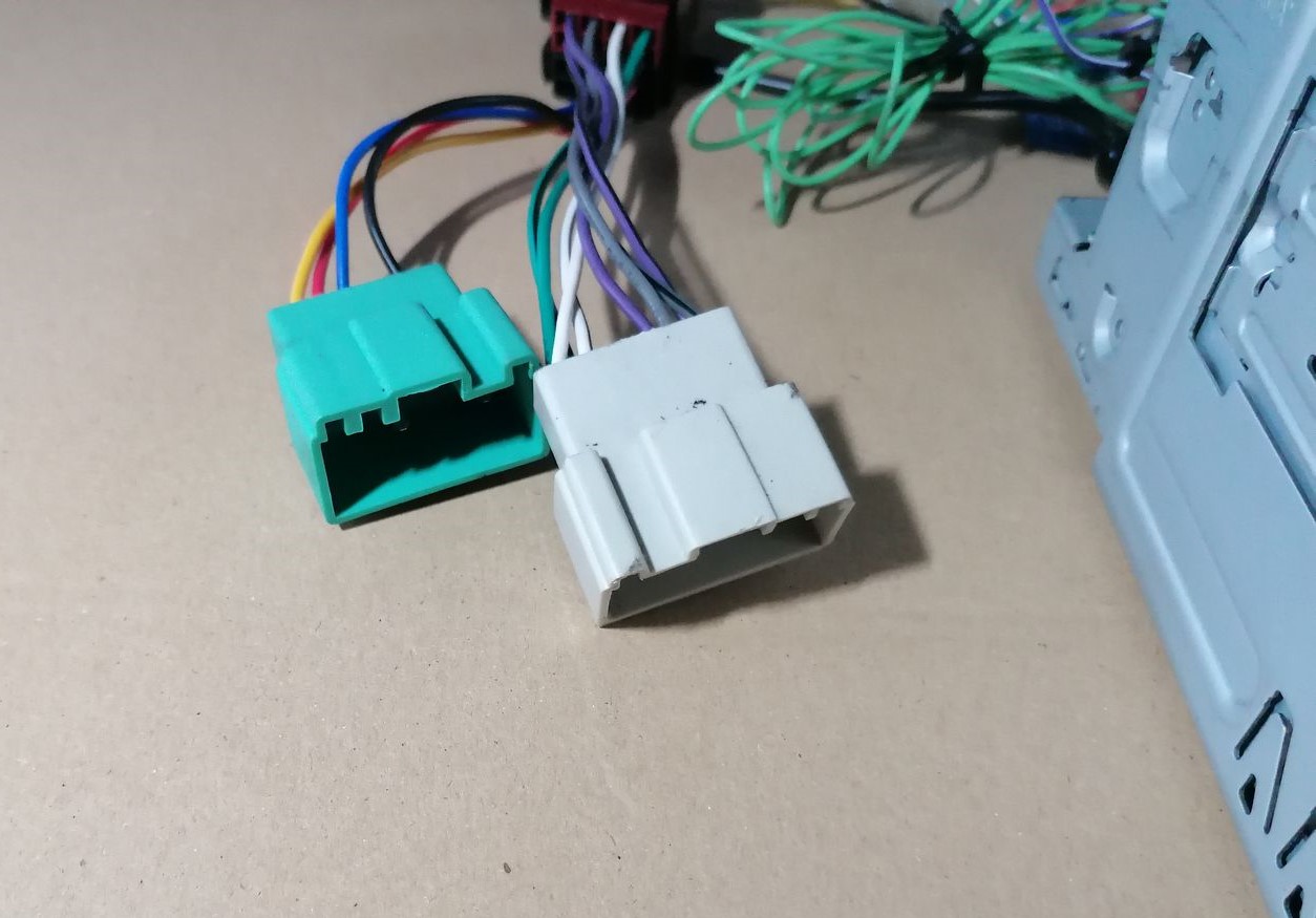 CD/DVD/Navigācijas bloks priekš VOLVO S60 2004 8 CD/DVD/Navigācijas bloks priekš VOLVO S60 2004