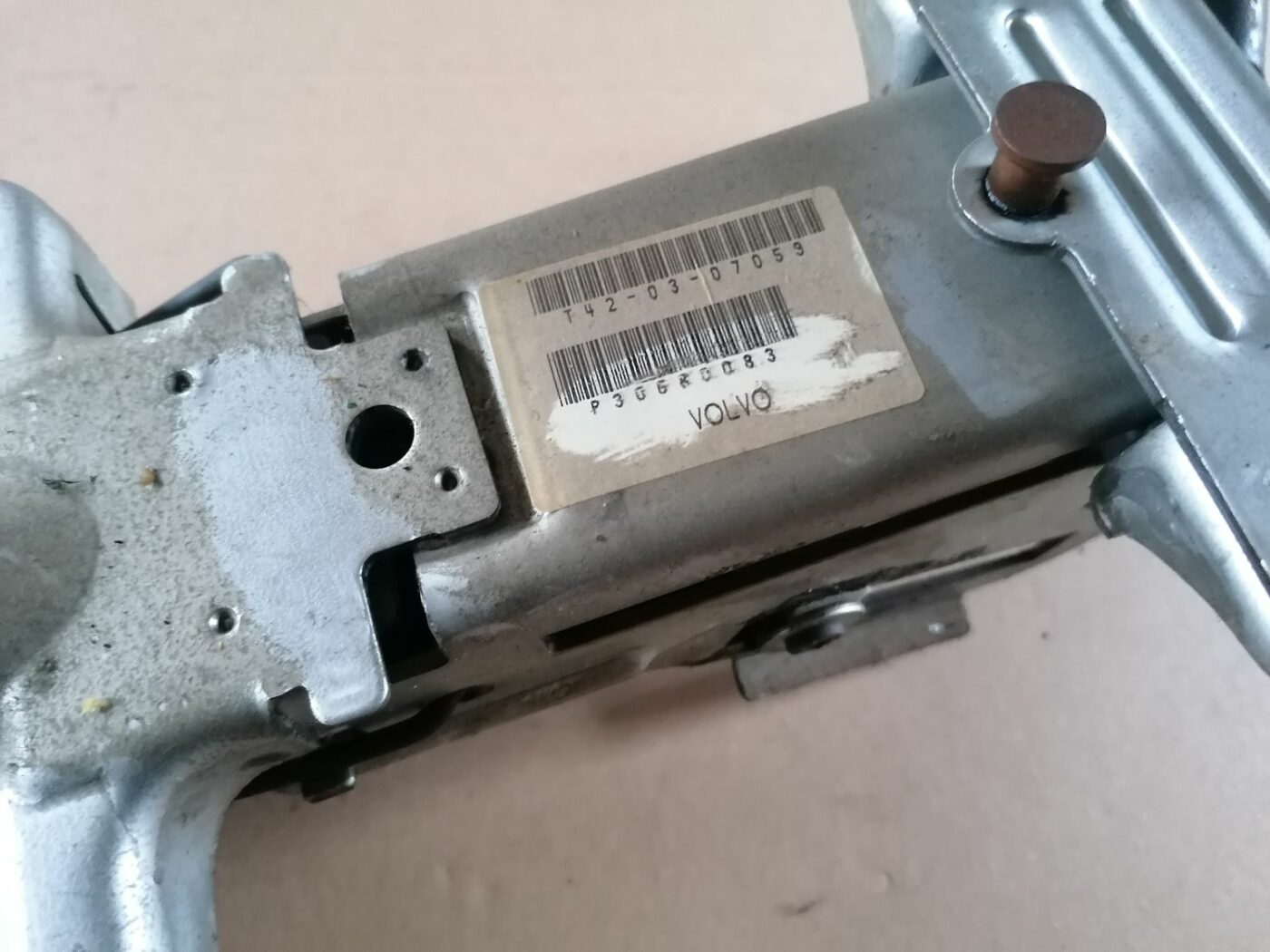 Stūres statne priekš VOLVO S60 2004 10 Stūres statne priekš VOLVO S60 2004