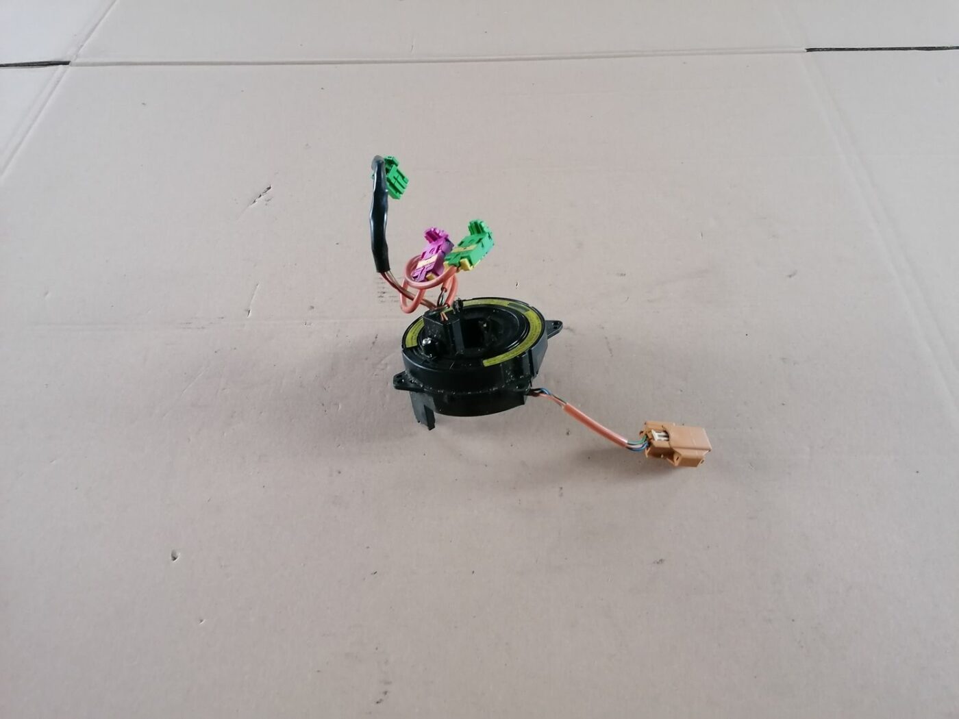 Drošības spilvena slīdgredzens priekš VOLVO S60 2004 1 Drošības spilvena slīdgredzens priekš VOLVO S60 2004