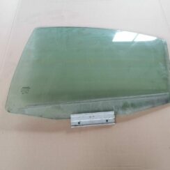 Aizmugurējo kreiso durvju stikls priekš VOLVO S60 2004