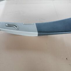 Vidējas salona statnes apdare priekš VOLVO S60 2004