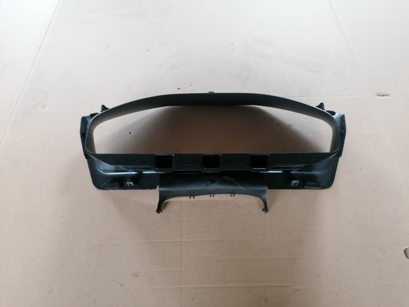 Spidometra apdare priekš VOLVO S60 2004 5 Spidometra apdare priekš VOLVO S60 2004