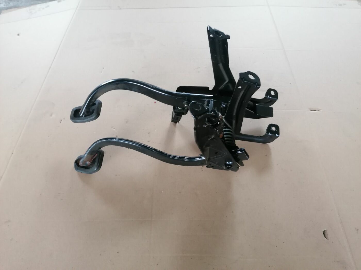 Pedāļu bloks priekš VOLVO S60 2004 2 Pedāļu bloks priekš VOLVO S60 2004