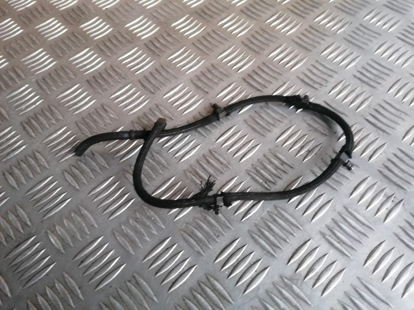 Degvielas atgriešanas caurule priekš VOLVO S60 2004 2 Degvielas atgriešanas caurule priekš VOLVO S60 2004