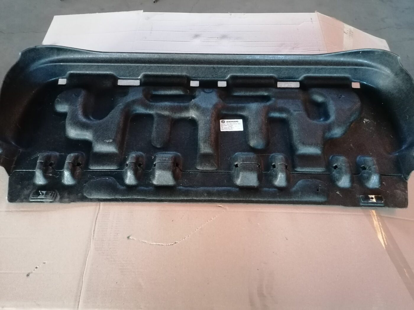 Bagāžnieka vāka liela apdare priekš SKODA YETI 2012 4 Bagāžnieka vāka liela apdare priekš SKODA YETI 2012