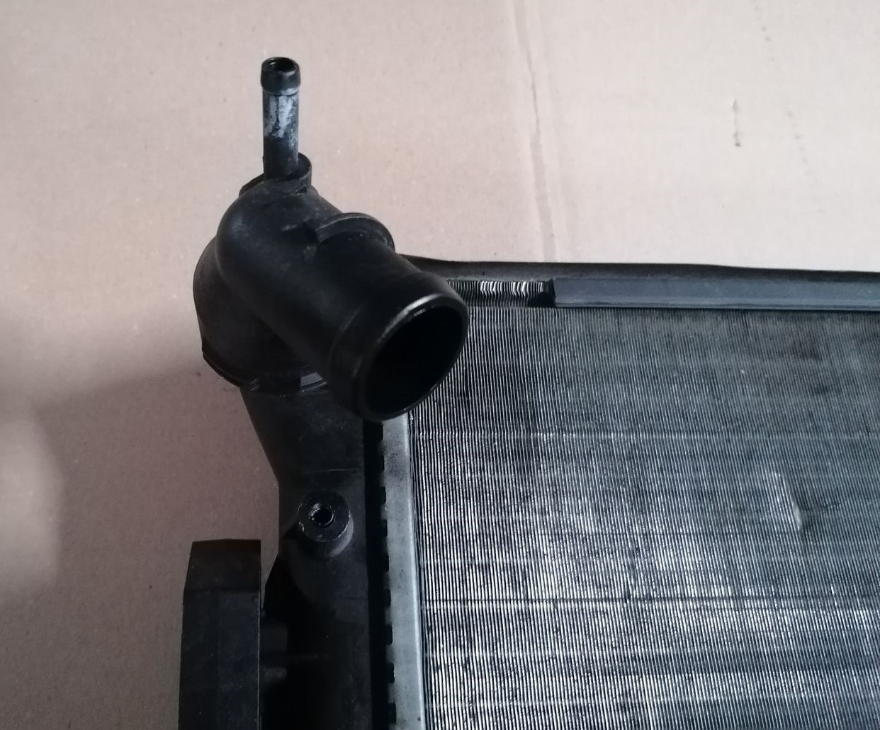 Dzesēšanas radiators priekš SKODA YETI 2012 7 Dzesēšanas radiators priekš SKODA YETI 2012