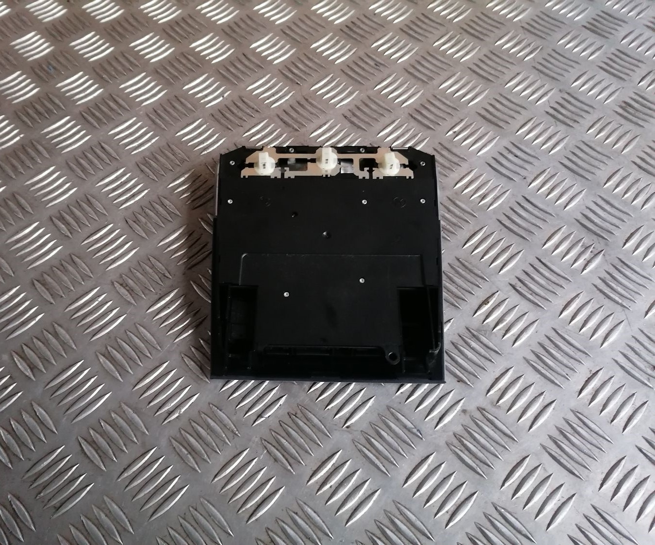 Salona apgaismojuma panelis priekš BMW 1 E87 2007 GRAPHITE 6 Salona apgaismojuma panelis priekš BMW 1 E87 2007 GRAPHITE