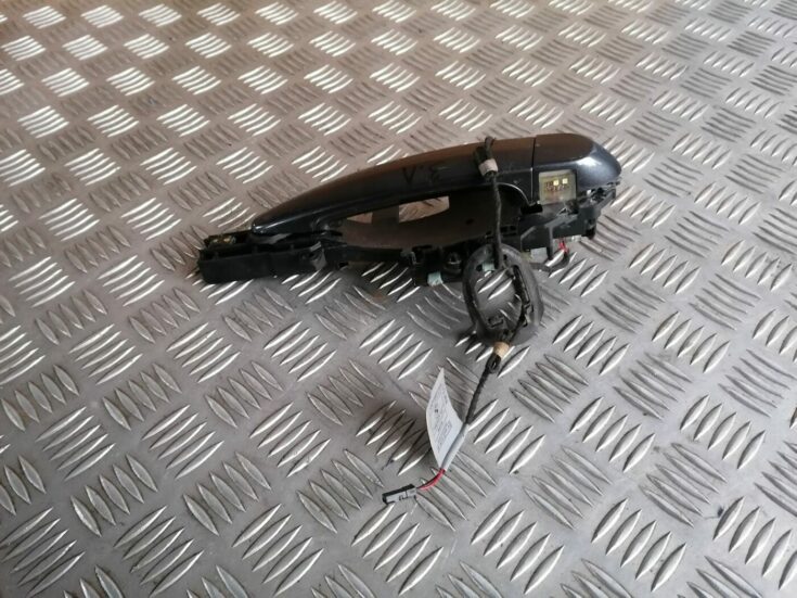 Aizmugurējais kreisais durvju rokturis priekš BMW 1 E87 2007 GRAPHITE