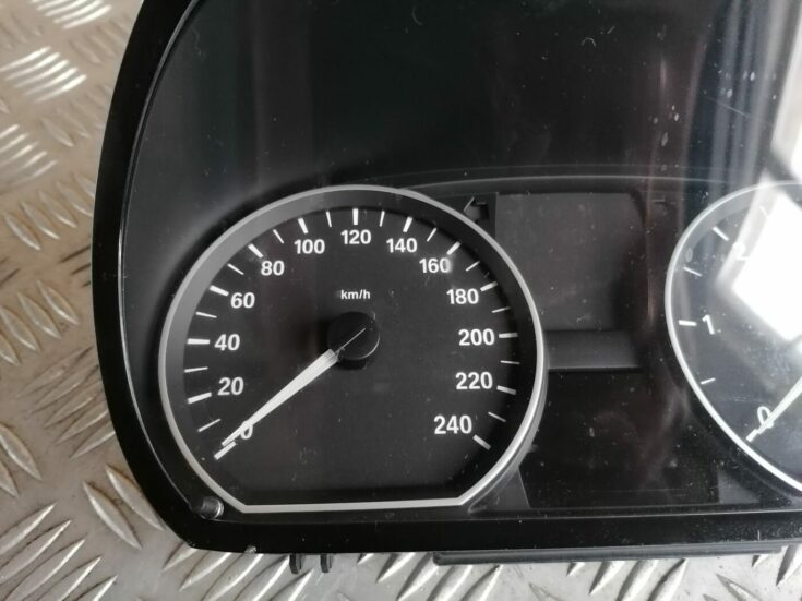 Spidometrs priekš BMW 1 E87 2007 GRAPHITE