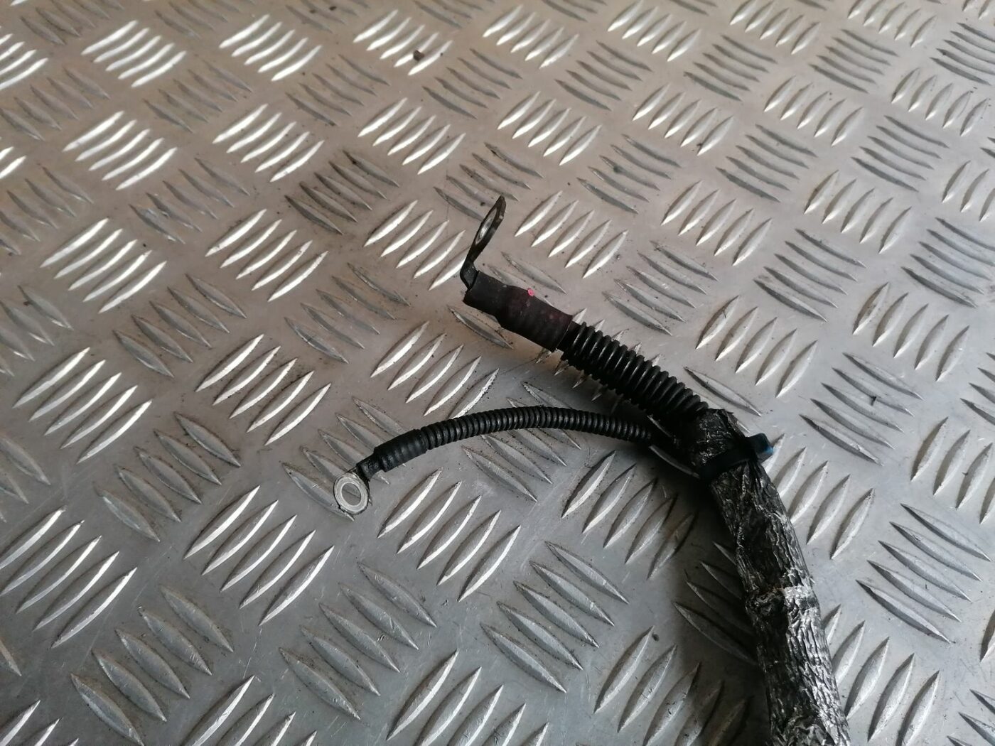 Startera un ģeneratora vads priekš BMW 1 E87 2007 GRAPHITE 6 Startera un ģeneratora vads priekš BMW 1 E87 2007 GRAPHITE