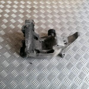 Ģeneratora kronšteins priekš BMW 1 E87 2007 GRAPHITE