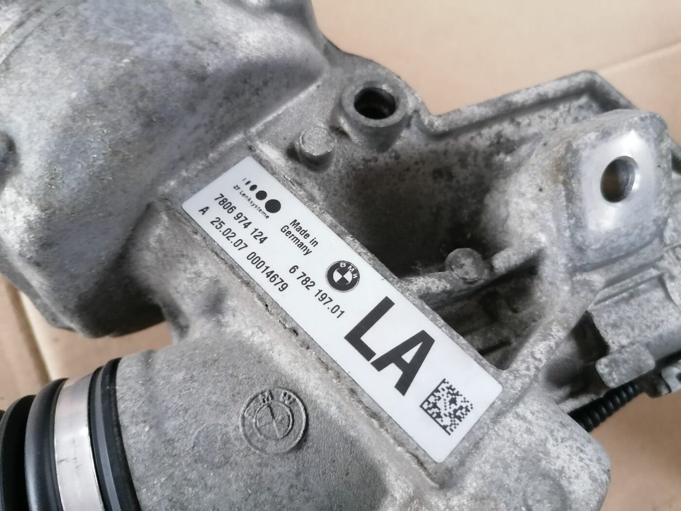 Stūres mehānisms priekš BMW 1 E87 2007 GRAPHITE 8 Stūres mehānisms priekš BMW 1 E87 2007 GRAPHITE