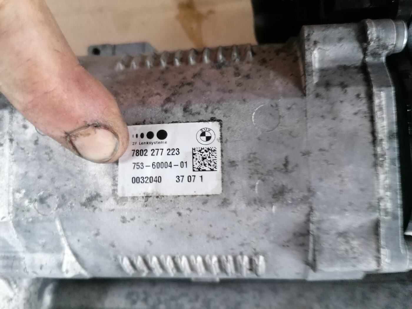 Stūres mehānisms priekš BMW 1 E87 2007 GRAPHITE 7 Stūres mehānisms priekš BMW 1 E87 2007 GRAPHITE