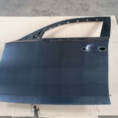 Priekšējās kreisās durvis priekš BMW 1 E87 2007 GRAPHITE