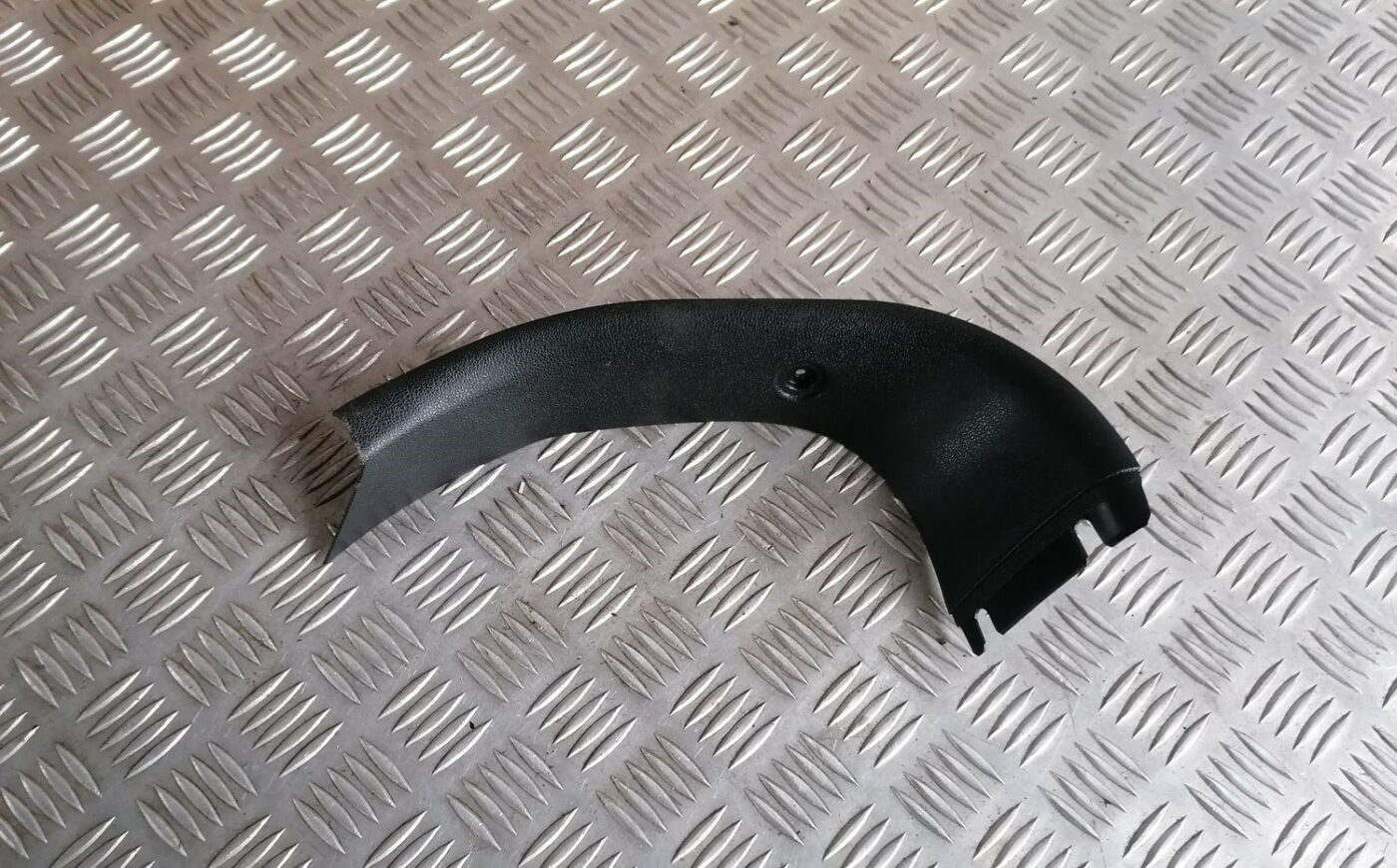 Bagāžnieka vāka apdare priekš BMW 1 E87 2007 GRAPHITE 1 Bagāžnieka vāka apdare priekš BMW 1 E87 2007 GRAPHITE