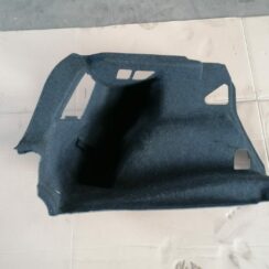 Bagāžnieka nodalījuma sānu apdare priekš BMW 1 E87 2007 GRAPHITE