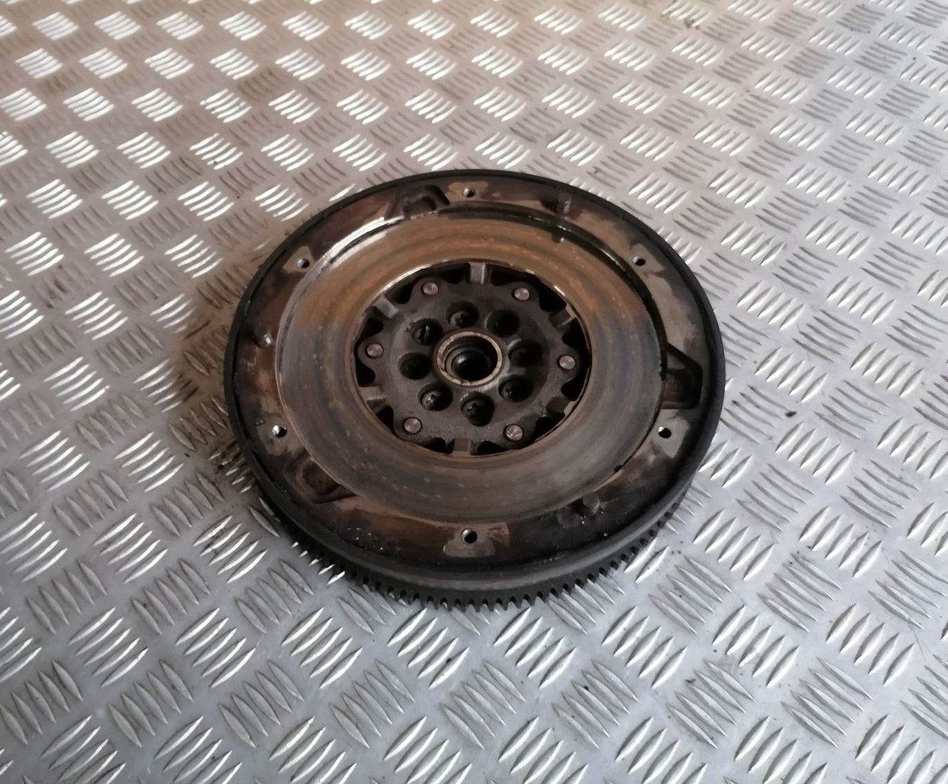 Spararats priekš BMW 1 E87 2007 GRAPHITE 1 Spararats priekš BMW 1 E87 2007 GRAPHITE