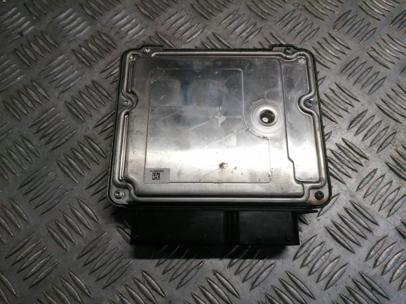 Dzinēja vadības bloks priekš SKODA OCTAVIA 2012 3 Dzinēja vadības bloks priekš SKODA OCTAVIA 2012