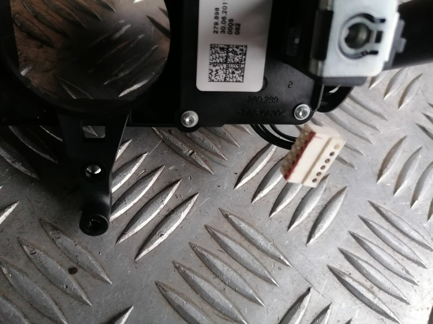 Stūres statnes slēdzis priekš SKODA OCTAVIA 2012 6 Stūres statnes slēdzis priekš SKODA OCTAVIA 2012