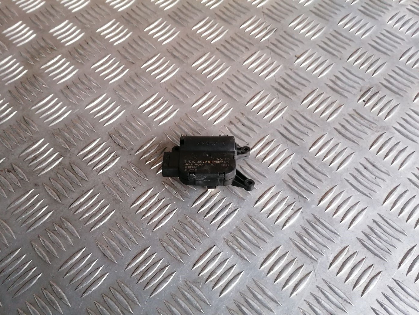 Apsildes sistēmas aktuators priekš SKODA OCTAVIA 2012 1 Apsildes sistēmas aktuators priekš SKODA OCTAVIA 2012