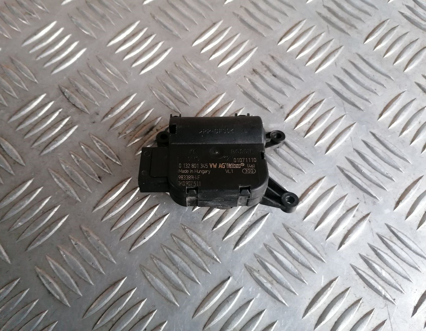 Apsildes sistēmas aktuators priekš SKODA OCTAVIA 2012 2 Apsildes sistēmas aktuators priekš SKODA OCTAVIA 2012