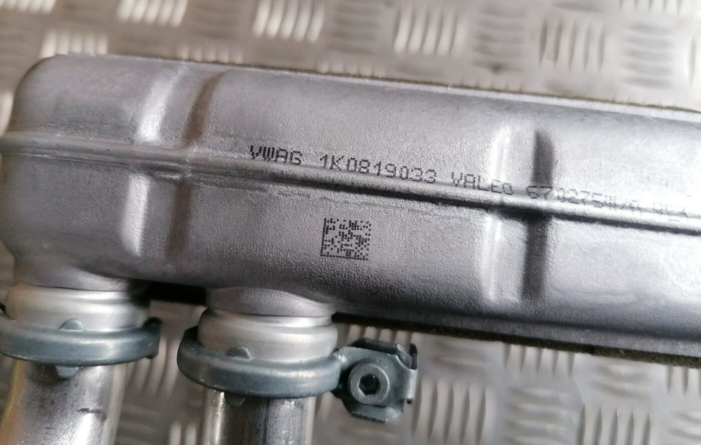 Apsildes sistēmas radiators priekš SKODA OCTAVIA 2012 5 Apsildes sistēmas radiators priekš SKODA OCTAVIA 2012