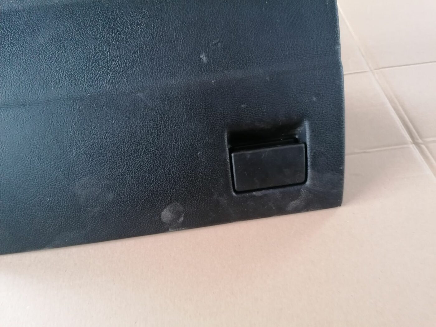 Mantu glabāšanas nodalījums pasažiera pusē priekš OPEL ZAFIRA 2002 2 Mantu glabāšanas nodalījums pasažiera pusē priekš OPEL ZAFIRA 2002