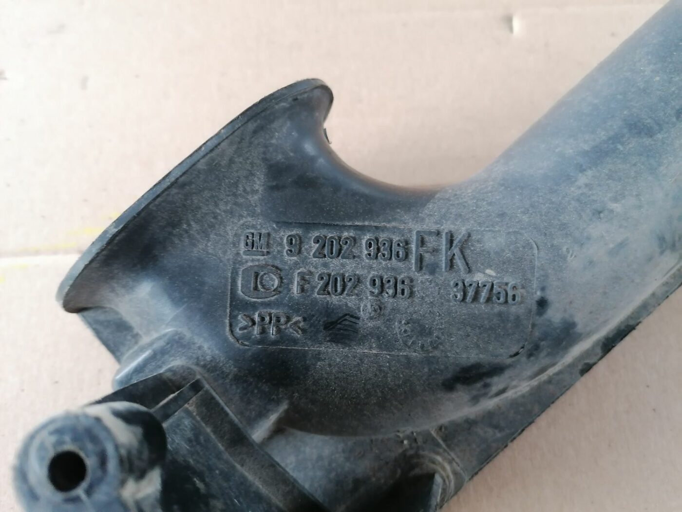 Gaisa filtra korpusa caurule priekš OPEL ZAFIRA 2002 2 Gaisa filtra korpusa caurule priekš OPEL ZAFIRA 2002