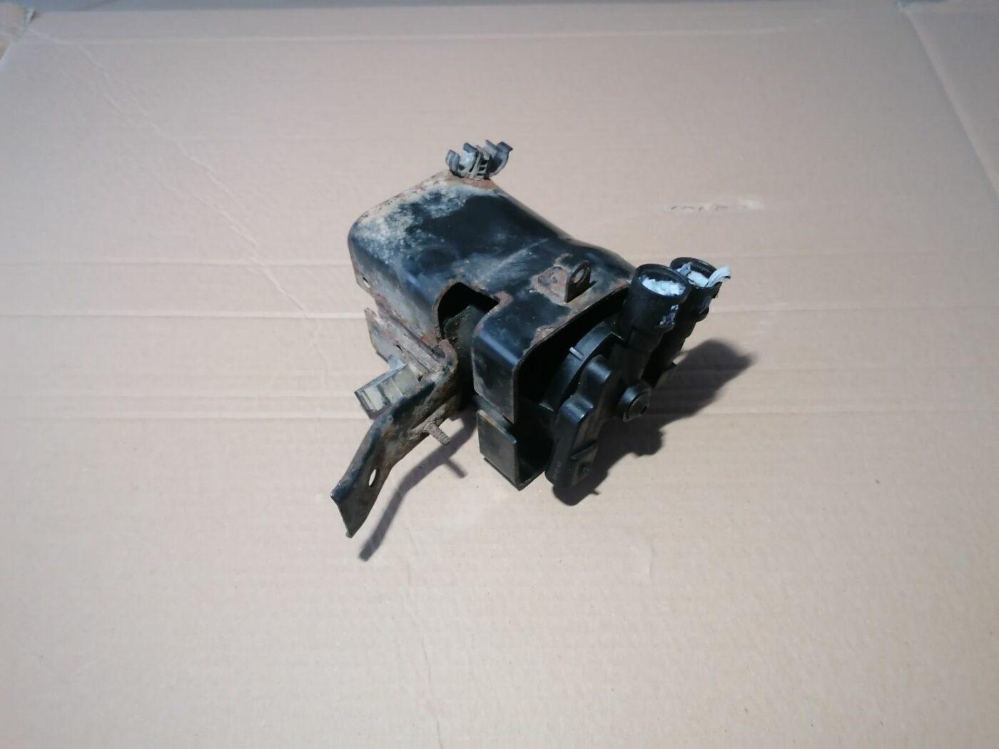 Degvielas filtra korpuss priekš OPEL ZAFIRA 2002 1 Degvielas filtra korpuss priekš OPEL ZAFIRA 2002