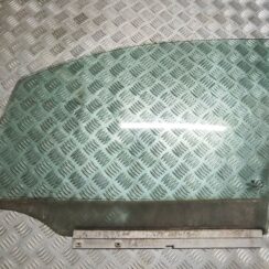 Priekšējo kreiso durvju stikls priekš OPEL ZAFIRA 2002