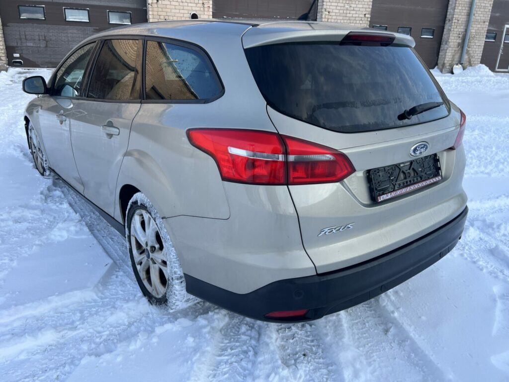 FORD FOCUS 2016 UNIVERSAL 103