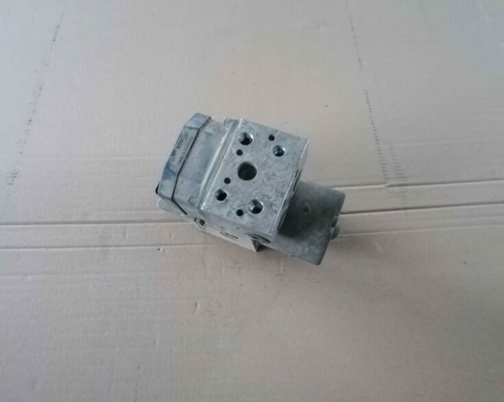 ABS bloks priekš OPEL ZAFIRA 2002