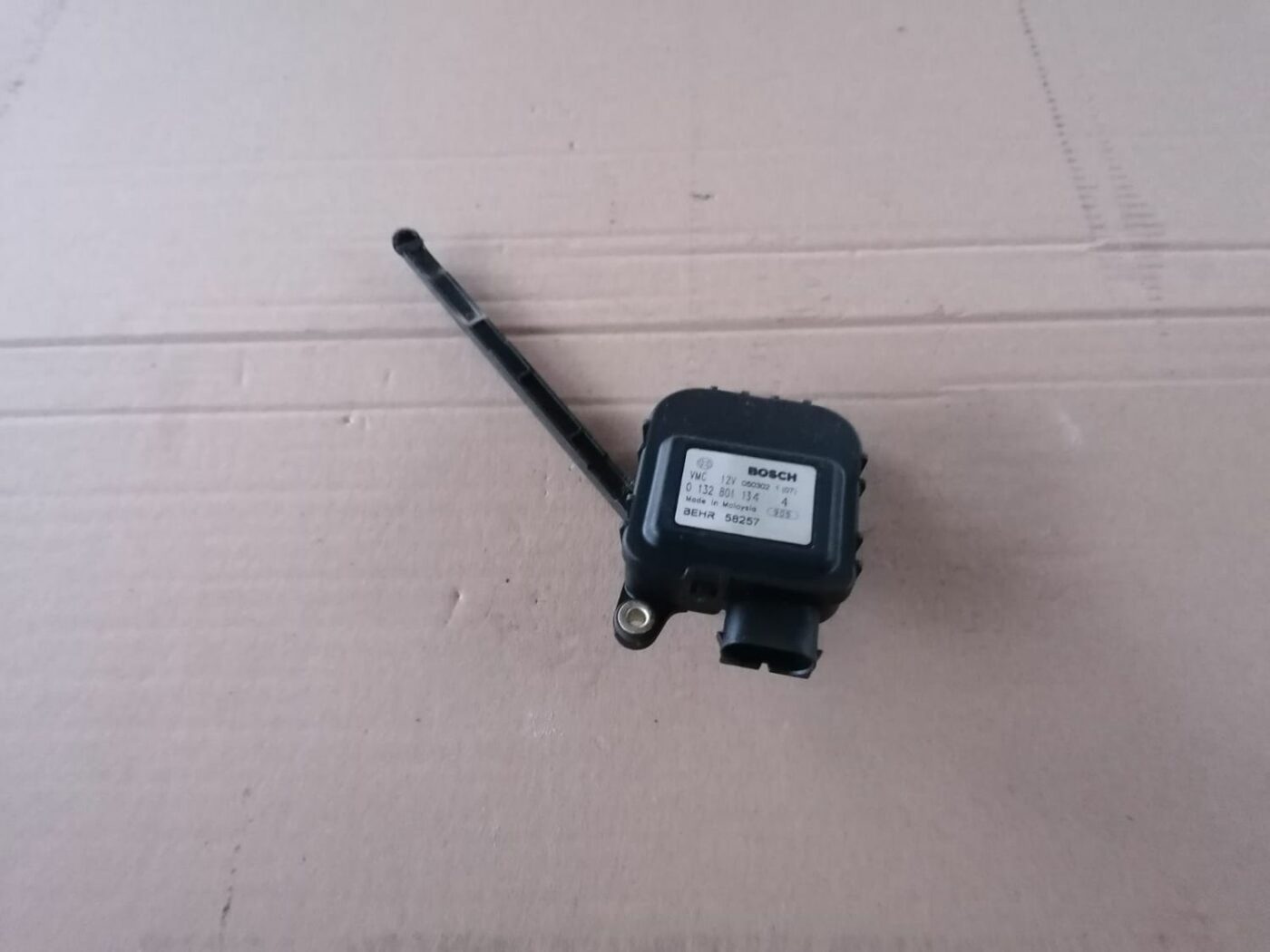 Apsildes sistēmas aktuators priekš OPEL ZAFIRA 2002 2 Apsildes sistēmas aktuators priekš OPEL ZAFIRA 2002