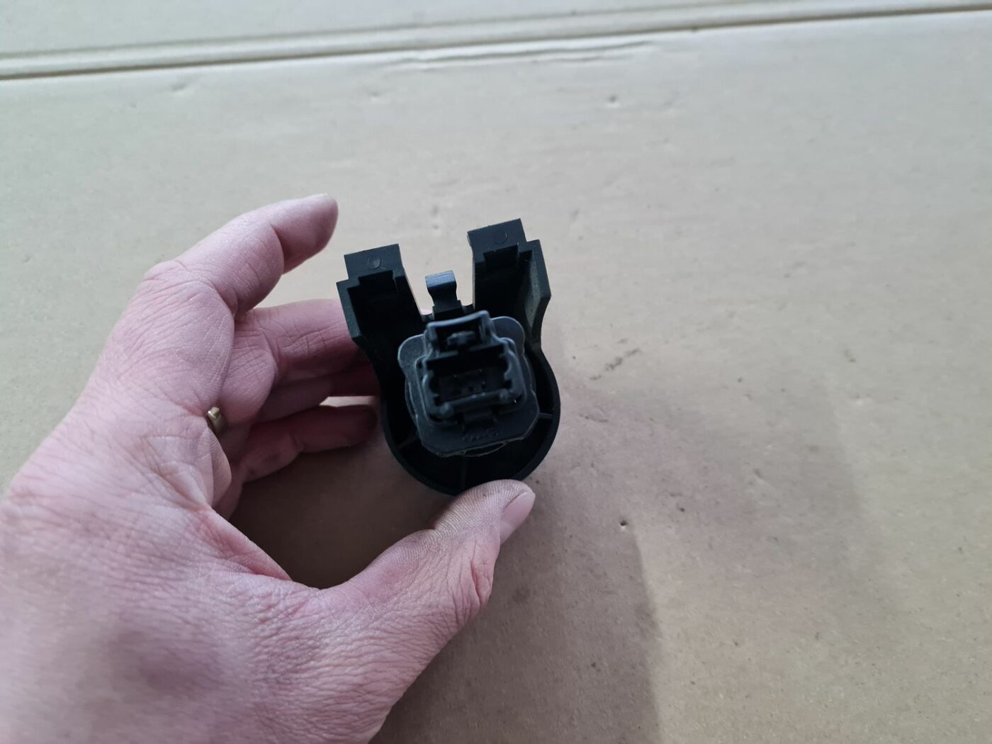 Temperatūras devejs priekš PEUGEOT 307 2003 3 Temperatūras devejs priekš PEUGEOT 307 2003