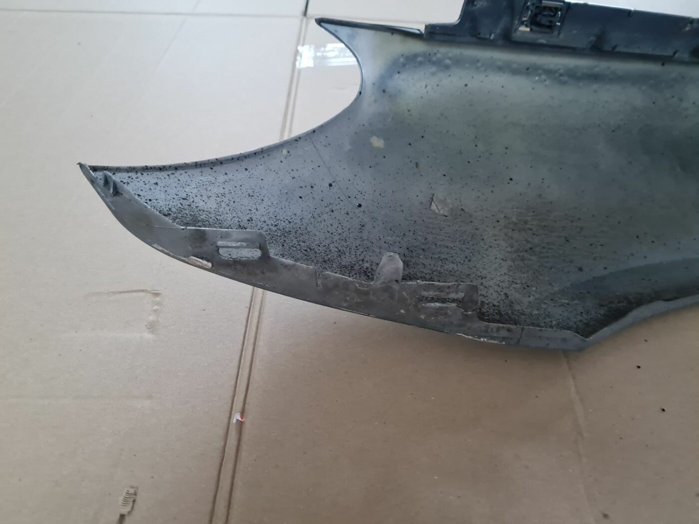 Priekšējais labais spārns priekš PEUGEOT 307 2003 2 Priekšējais labais spārns priekš PEUGEOT 307 2003