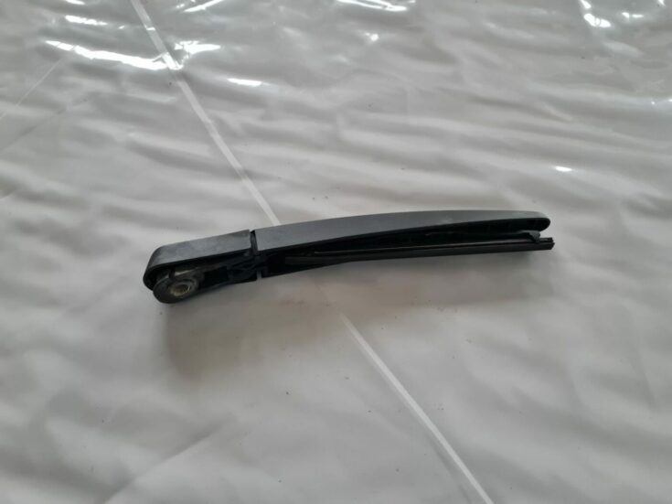 Aizmugurējā loga tīrītāja slotiņa priekš CITROEN C4 2006-2