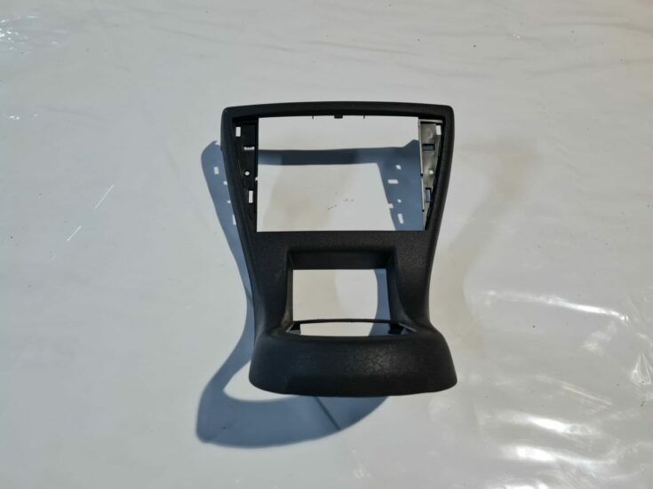 Centrālās konsoles dekoratīvais rāmis priekš CITROEN C4 2006-2