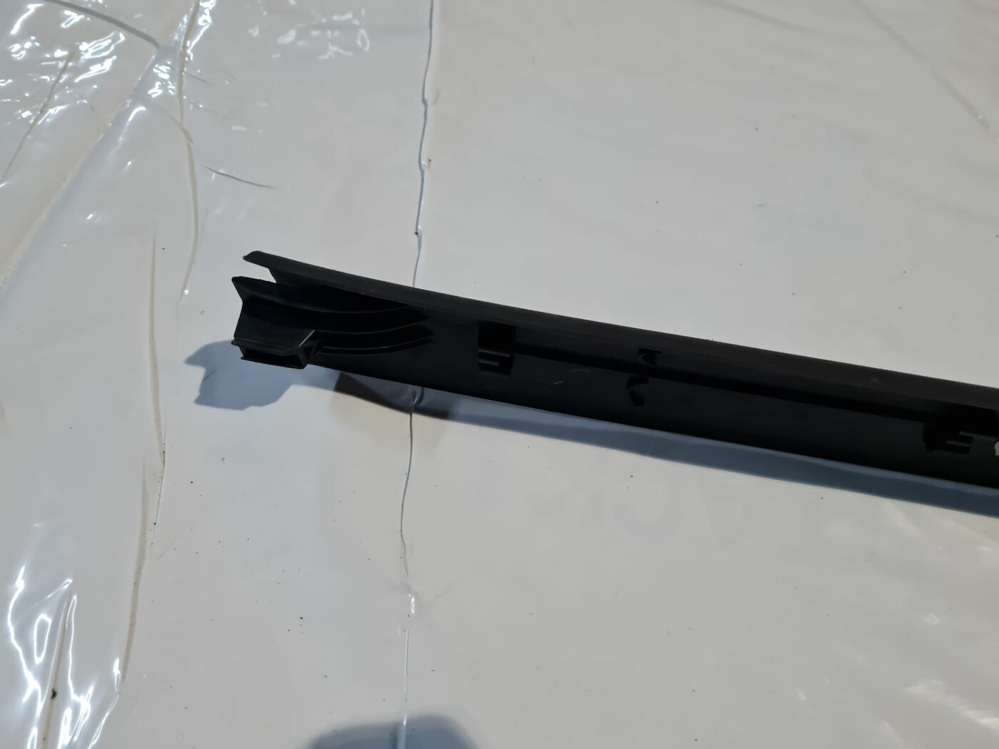 Sliekšņa priekšēja kreisa uzlika (salonā) priekš CITROEN C4 2006-2 7 Sliekšņa priekšēja kreisa uzlika (salonā) priekš CITROEN C4 2006-2