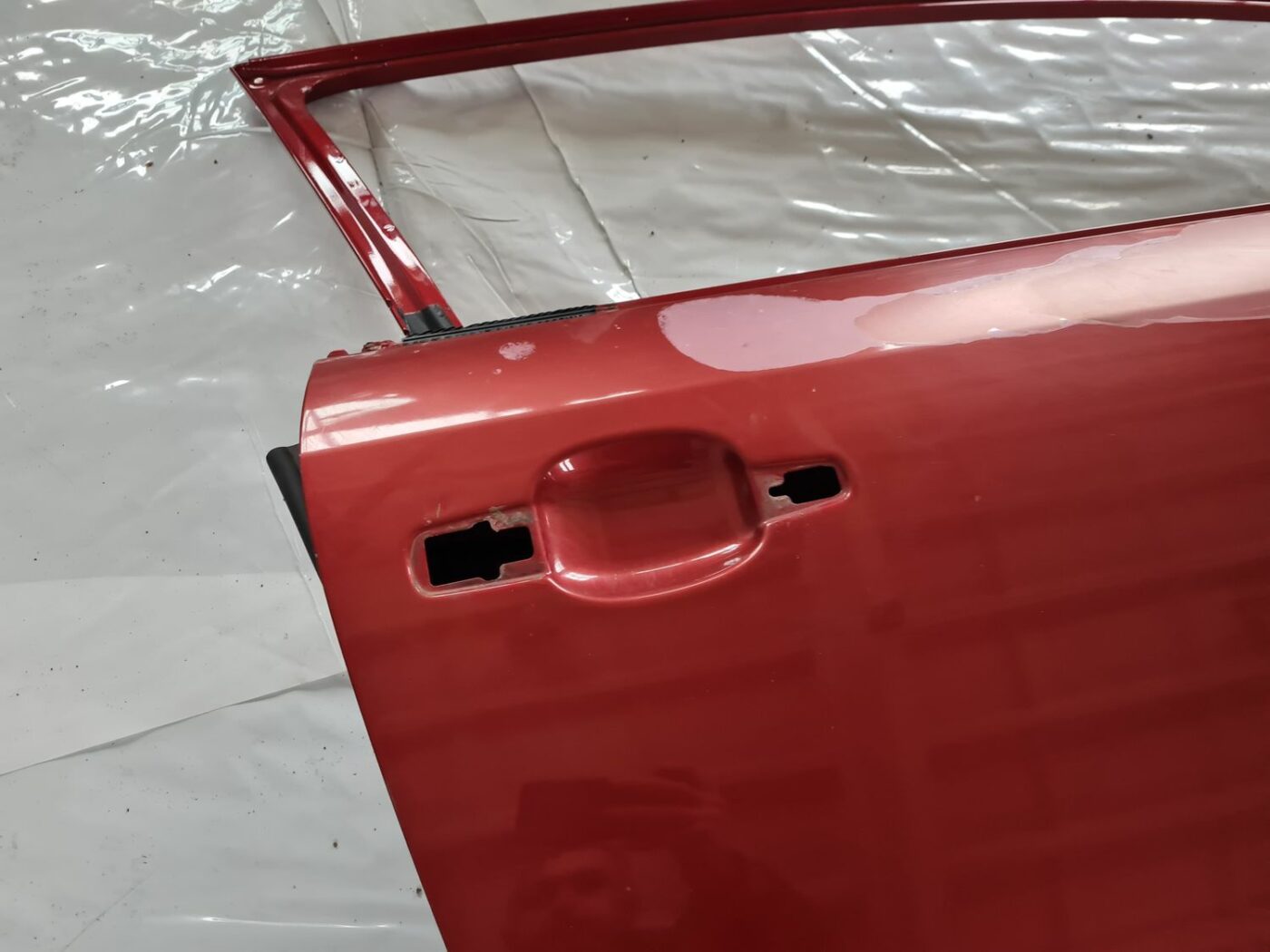 Priekšējās labās durvis priekš CITROEN C4 2006-2 6 Priekšējās labās durvis priekš CITROEN C4 2006-2