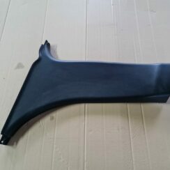 Vidējas salona statnes apdare priekš MAZDA 3 2007