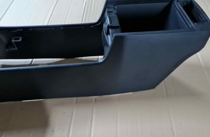 Centrālās konsoles apdares lielākā daļa priekš MAZDA 3 2007