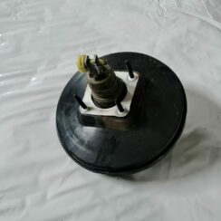 Vakuuma bremžu pastiprinātājs priekš MAZDA 3 2007