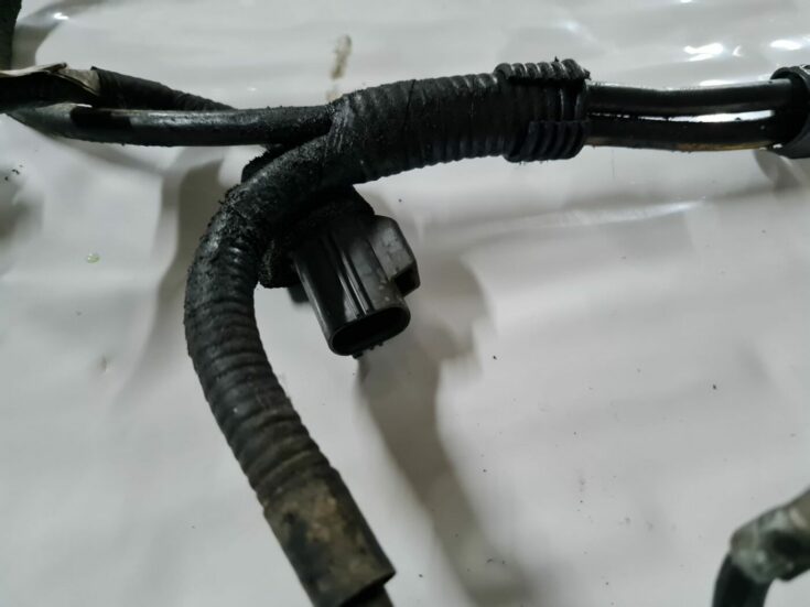 Akumulatora elektroinstalācija priekš MAZDA 3 2007
