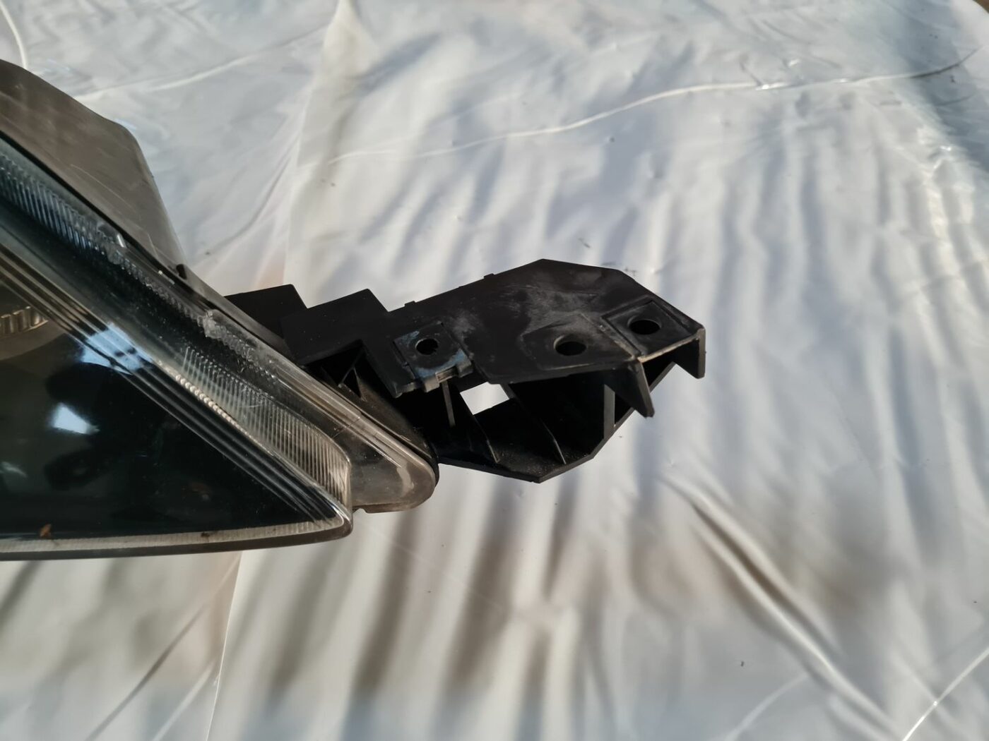 Priekšējais labais lukturis priekš MAZDA 3 2007 7 Priekšējais labais lukturis priekš MAZDA 3 2007