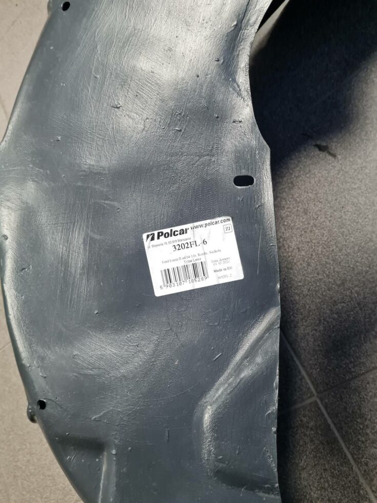 Aizmugurējais kreisais paspārns priekš FORD FOCUS 2006