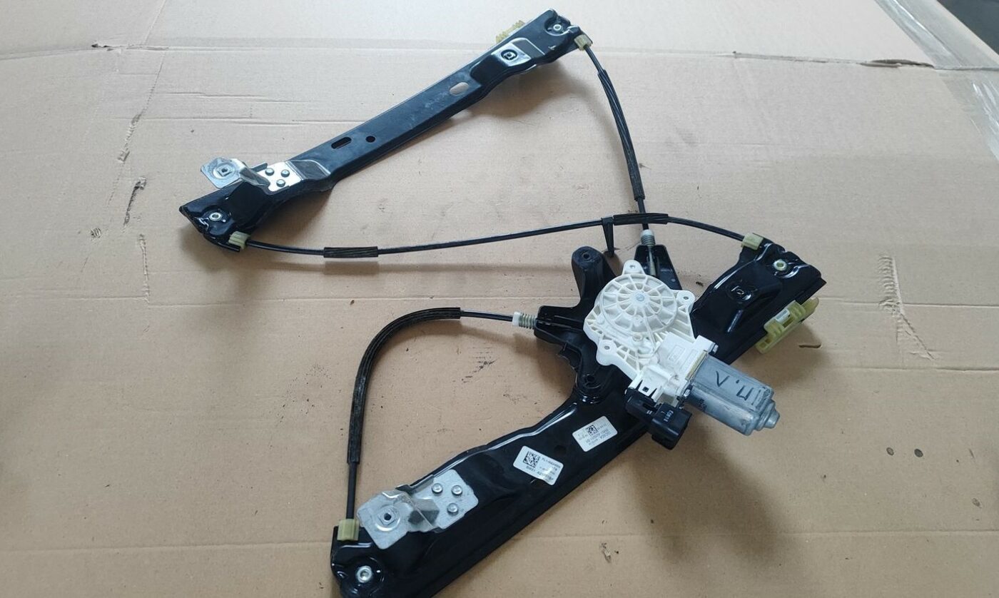 Stikla pacelšanas mehānisms priekšējais kreisais priekš FORD FOCUS 2016 UNIVERSAL 7 Stikla pacelšanas mehānisms priekšējais kreisais priekš FORD FOCUS 2016 UNIVERSAL