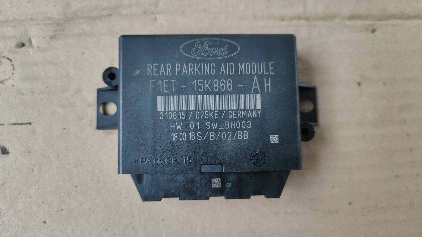 Parkošanās devēju vadības bloks priekš FORD FOCUS 2016 UNIVERSAL 2 Parkošanās devēju vadības bloks priekš FORD FOCUS 2016 UNIVERSAL