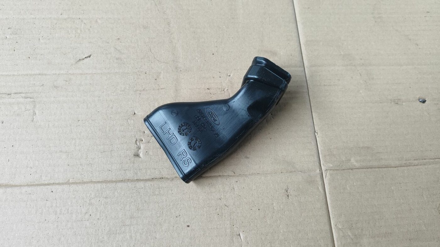 Salona gaisa vads priekš FORD FOCUS 2016 UNIVERSAL 1 Salona gaisa vads priekš FORD FOCUS 2016 UNIVERSAL